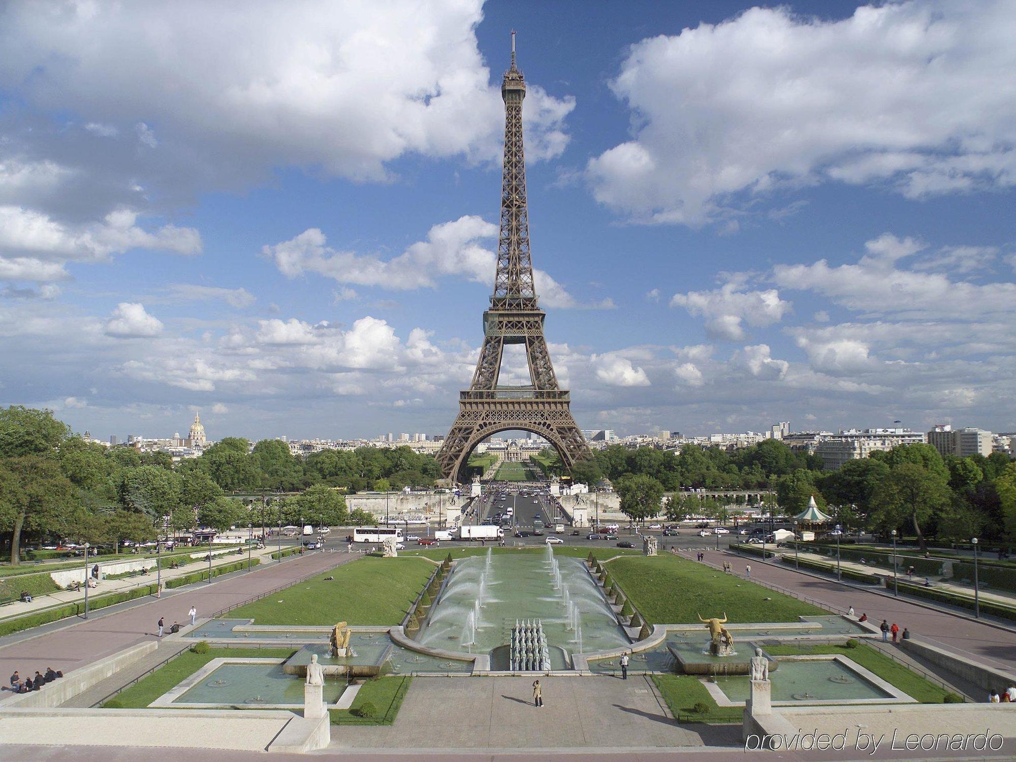 Mercure Arc De Triomphe Etoile Hotel 4*