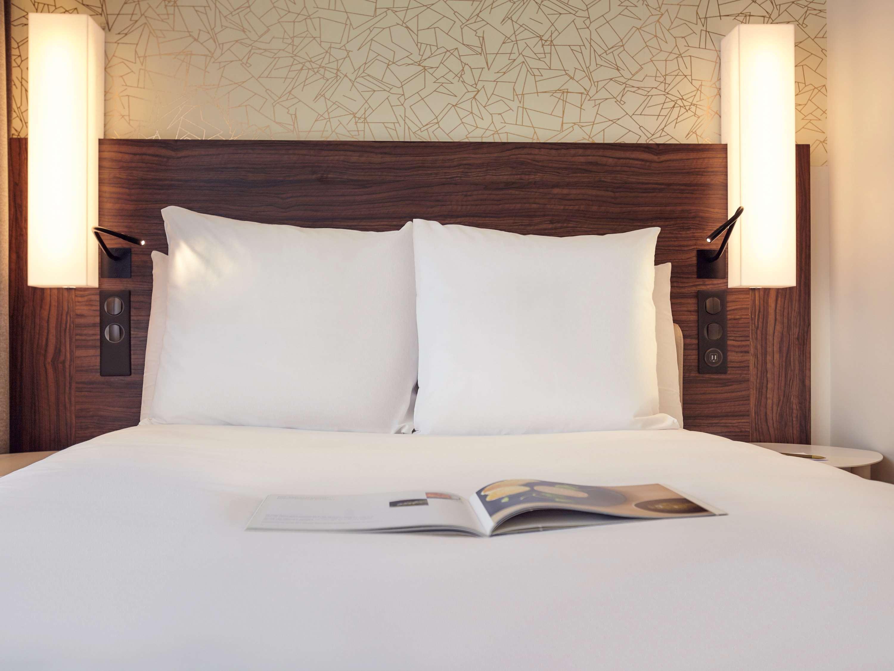 Mercure Arc De Triomphe Etoile Hotel 4*